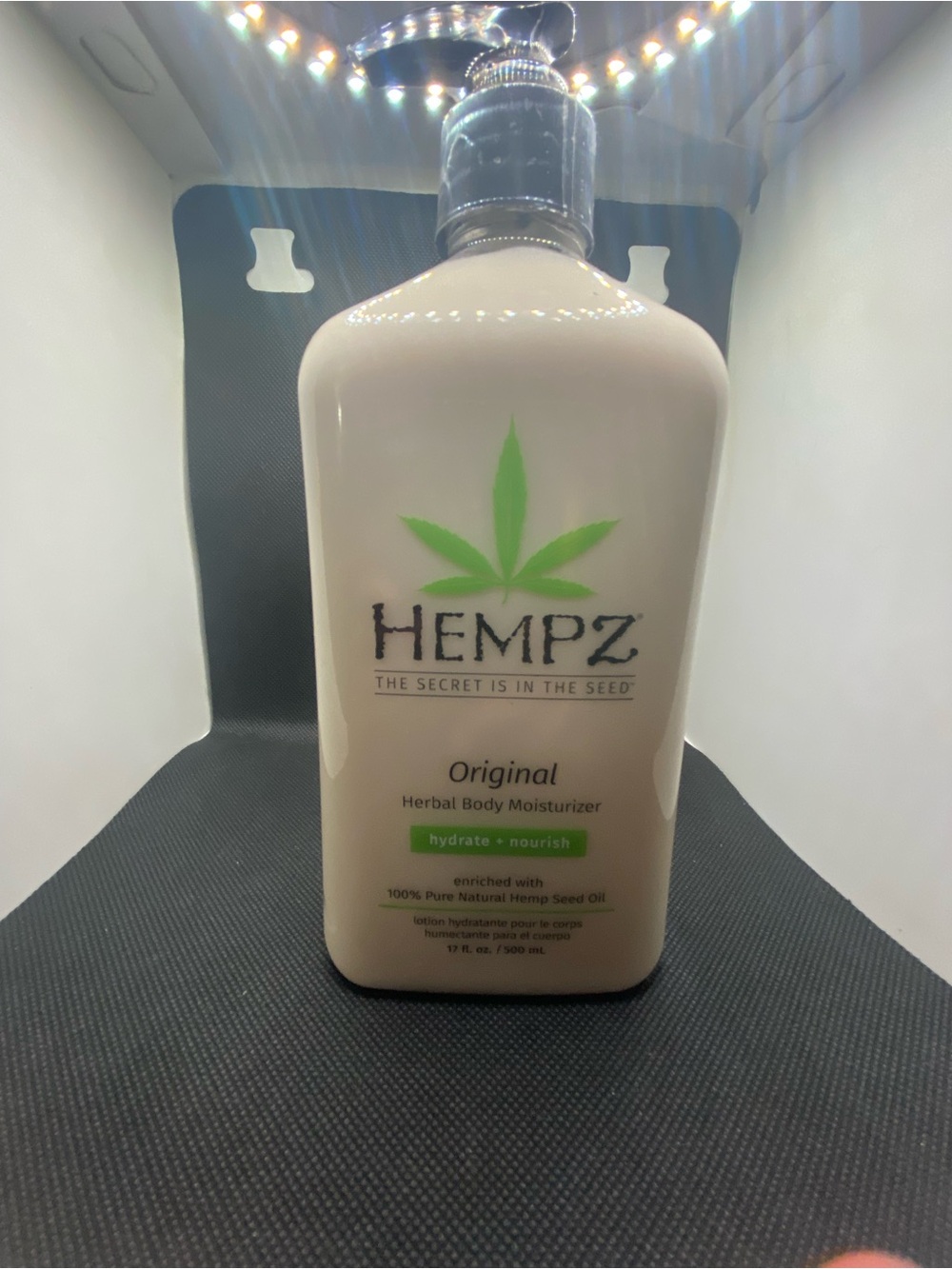 Hempz Original Herbal Body Moisturizer - White with Green Logo 
17 fl oz